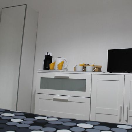 Hotel Gli Oleandri Bellano Zewnętrze zdjęcie