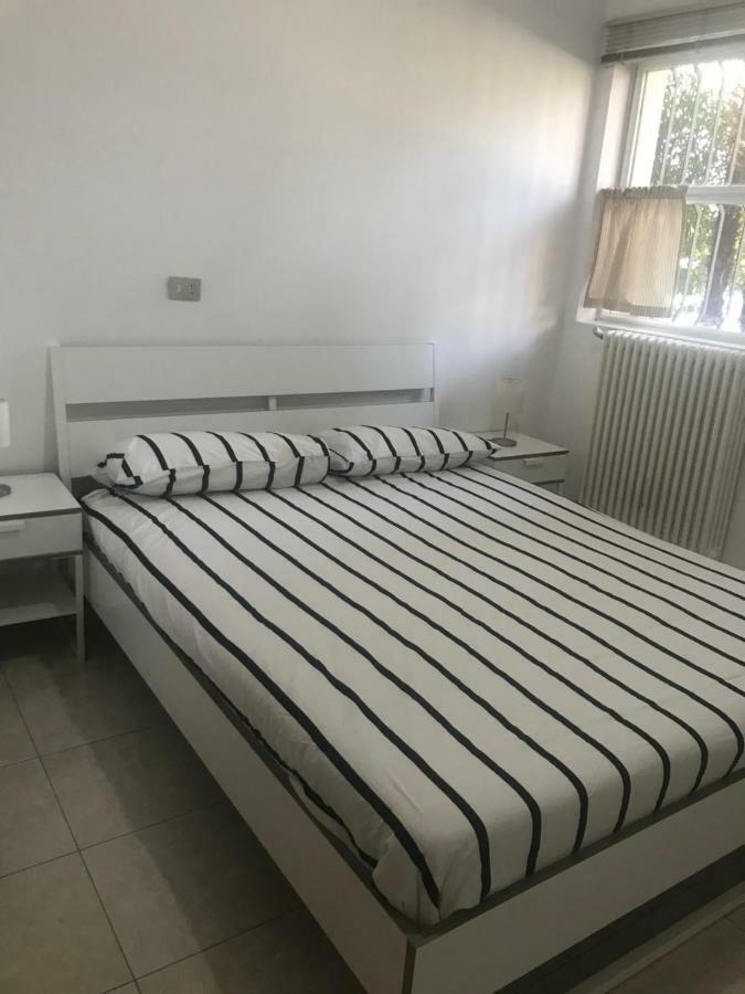 Hotel Gli Oleandri Bellano Zewnętrze zdjęcie