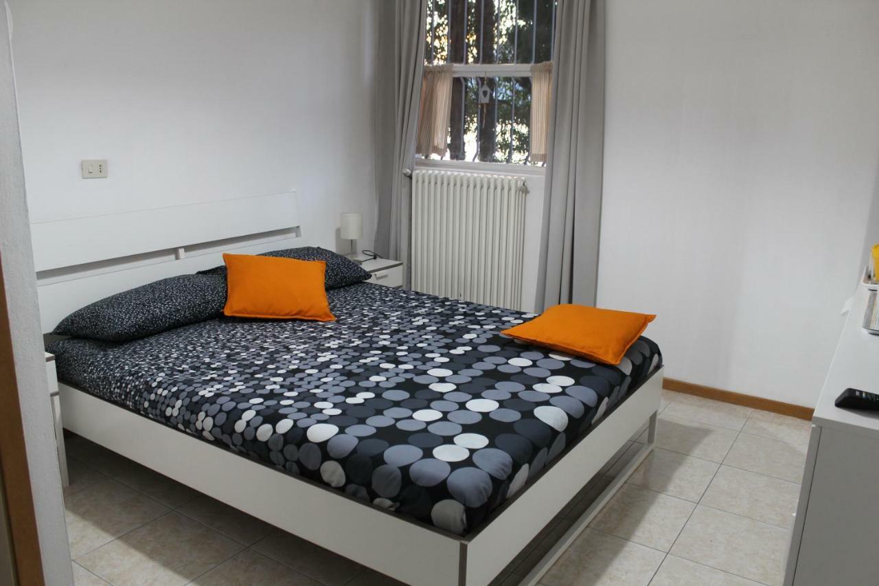 Hotel Gli Oleandri Bellano Zewnętrze zdjęcie