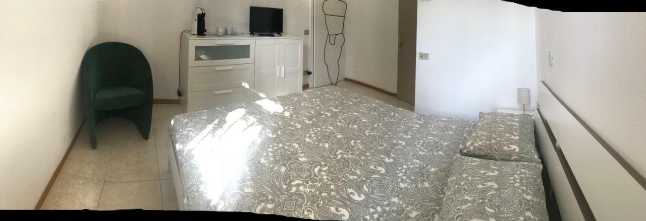 Hotel Gli Oleandri Bellano Zewnętrze zdjęcie