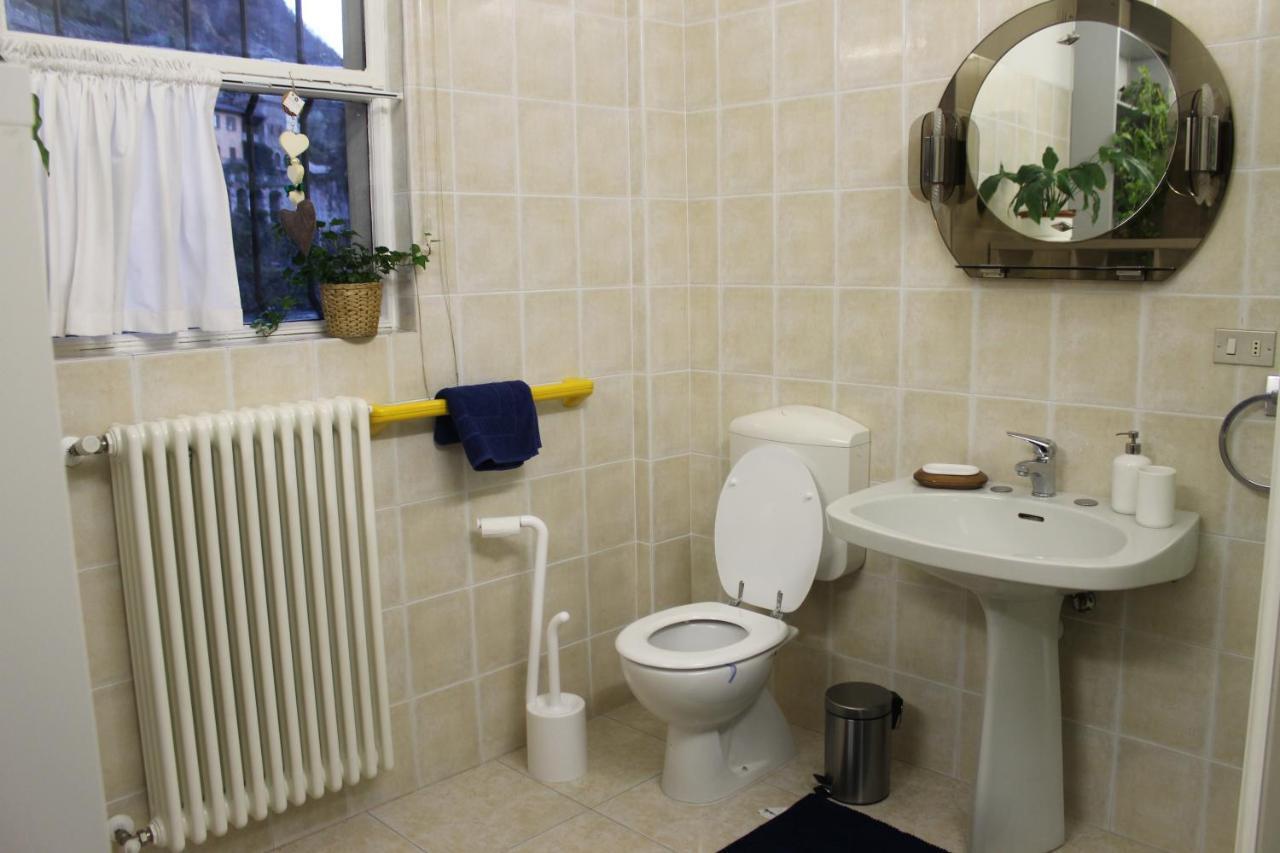Hotel Gli Oleandri Bellano Zewnętrze zdjęcie