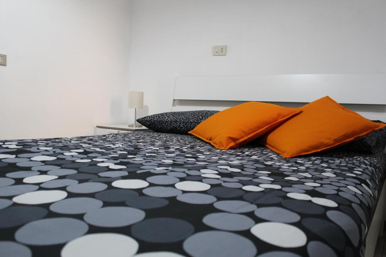 Hotel Gli Oleandri Bellano Zewnętrze zdjęcie